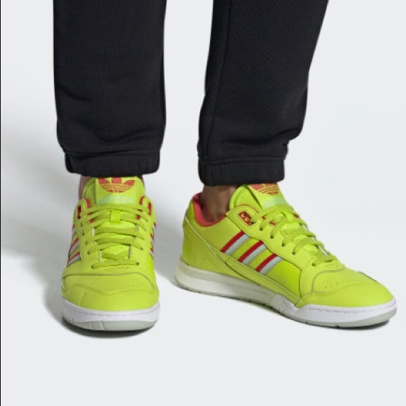 adidas lime green trainers